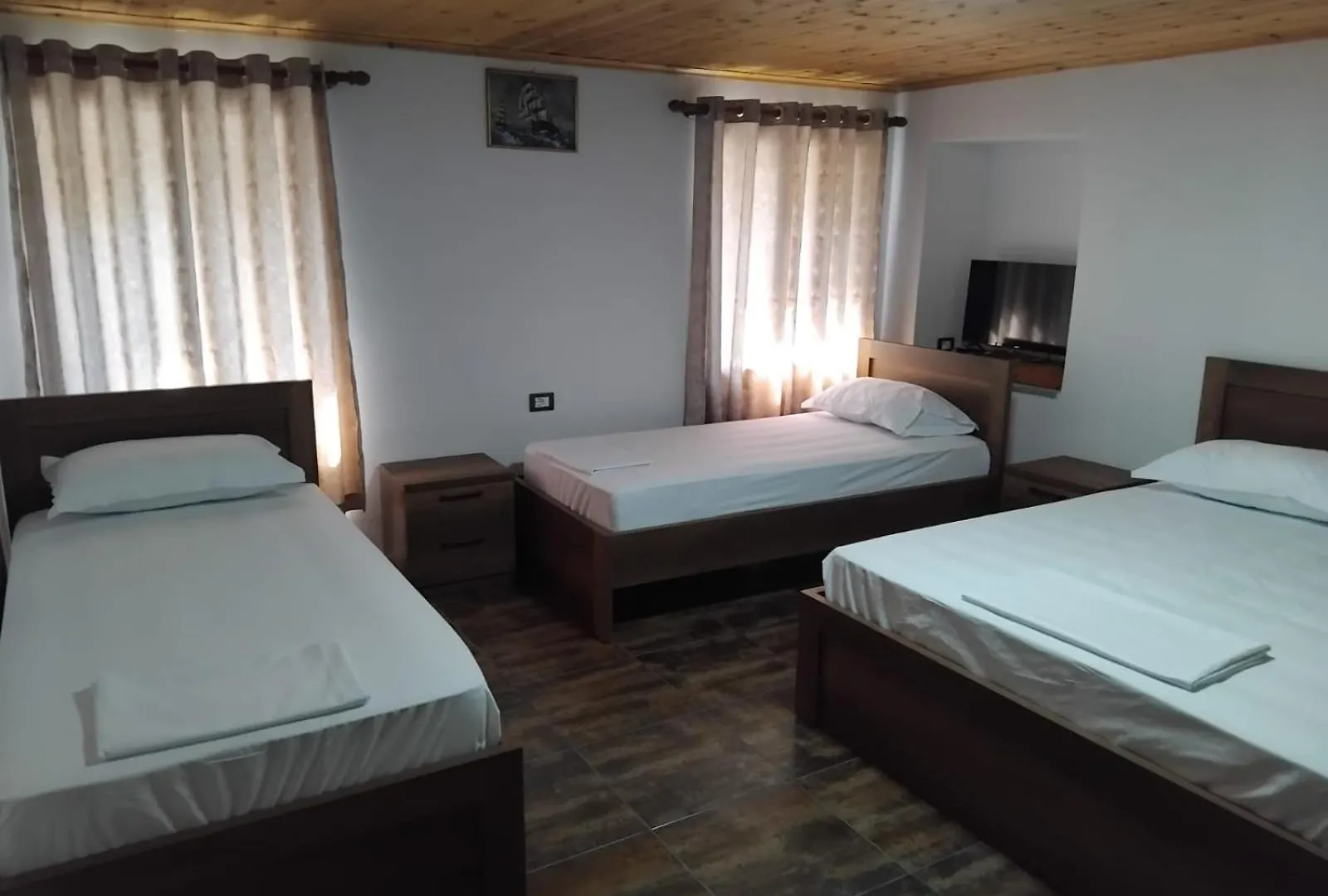 Guesthouse Parents House Berat Guest house