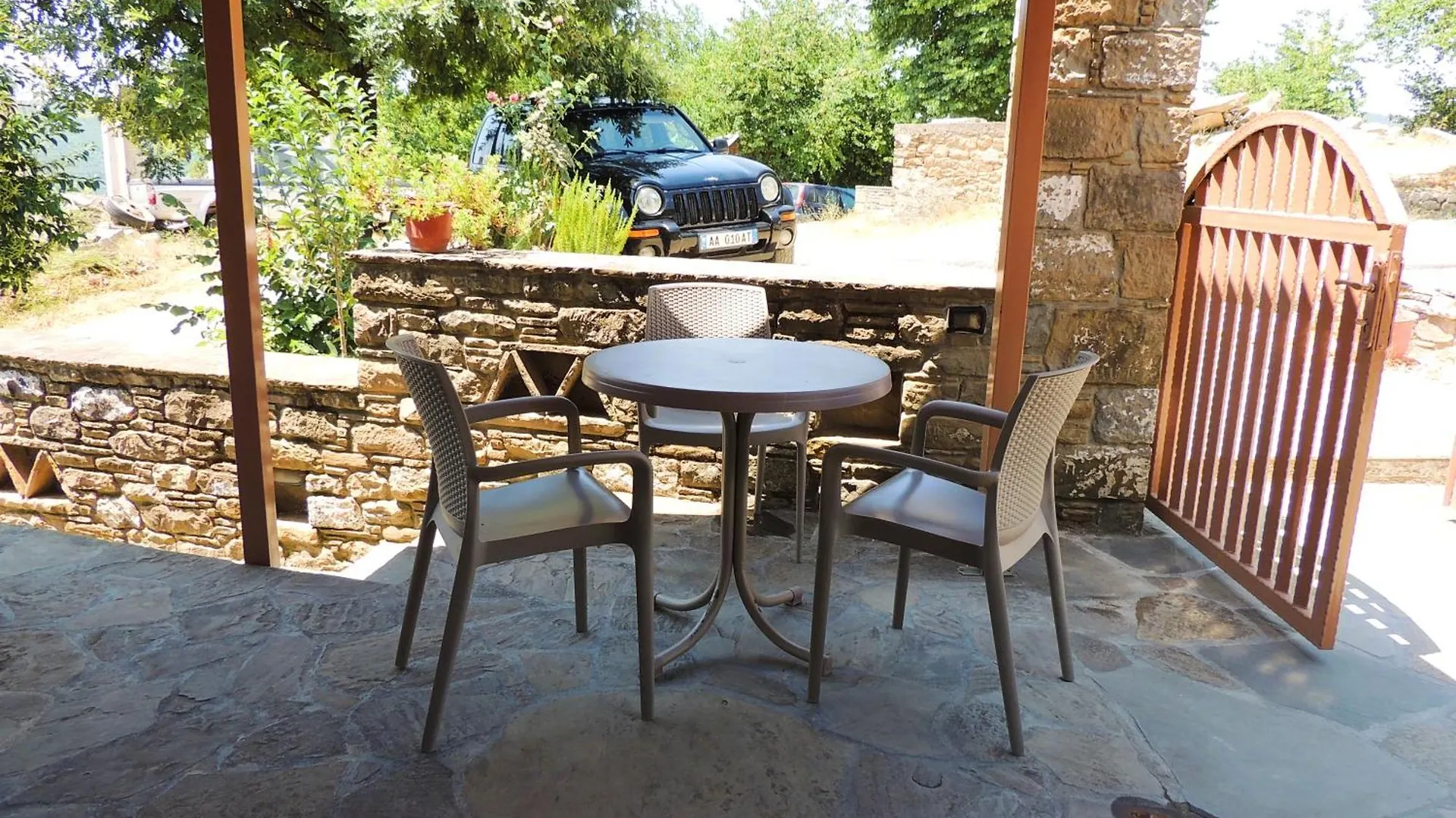 Guesthouse Parents House Berat 0*,  Albania