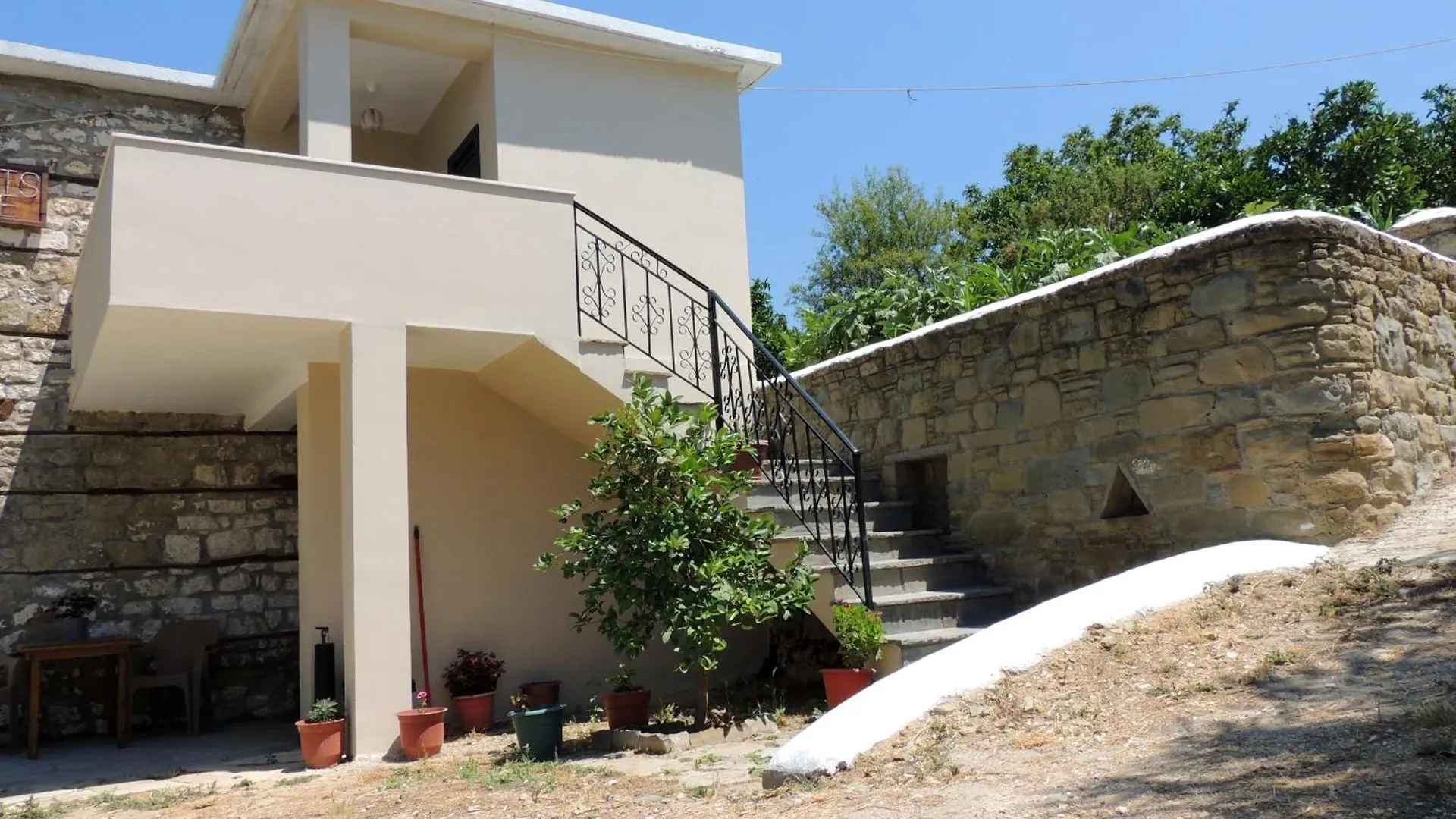 Guest house Guesthouse Parents House Berat