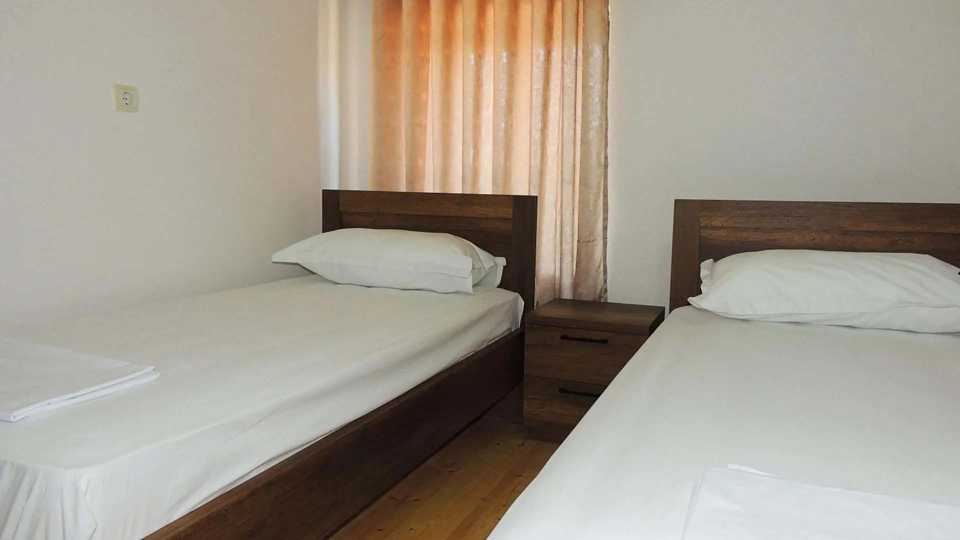 Guesthouse Parents House Berat